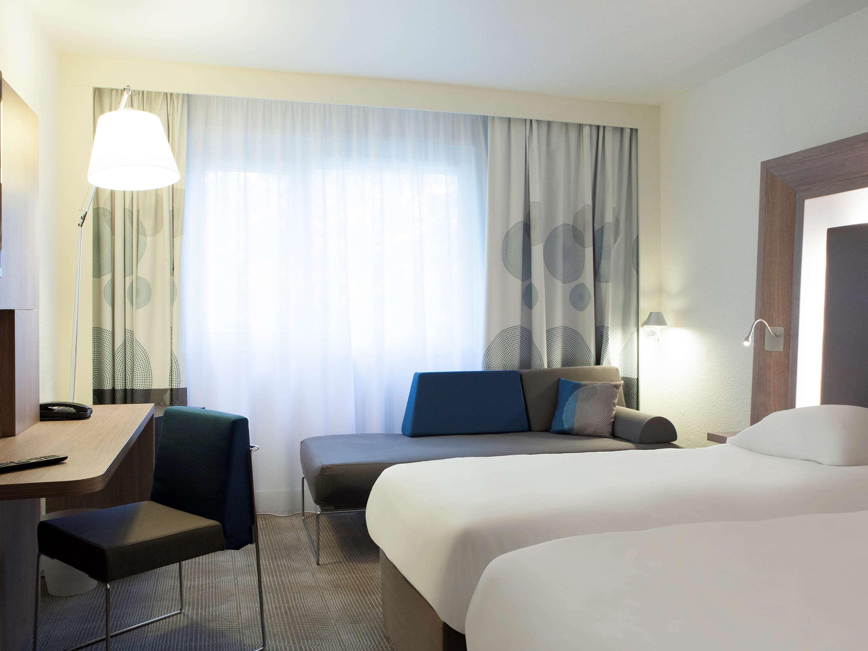 Novotel Fontainebleau Ury מראה חיצוני תמונה