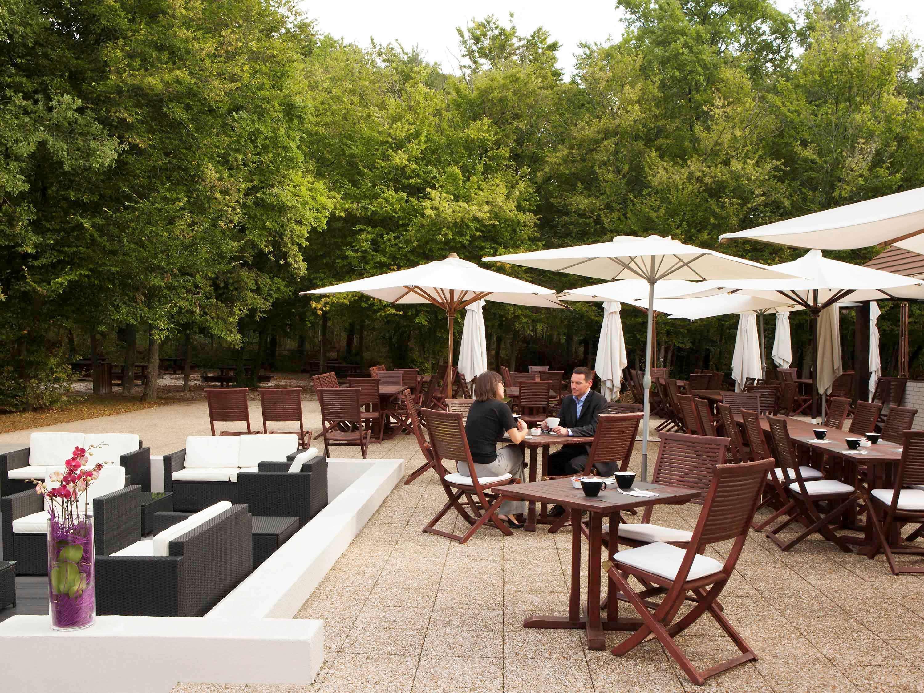 Novotel Fontainebleau Ury מראה חיצוני תמונה