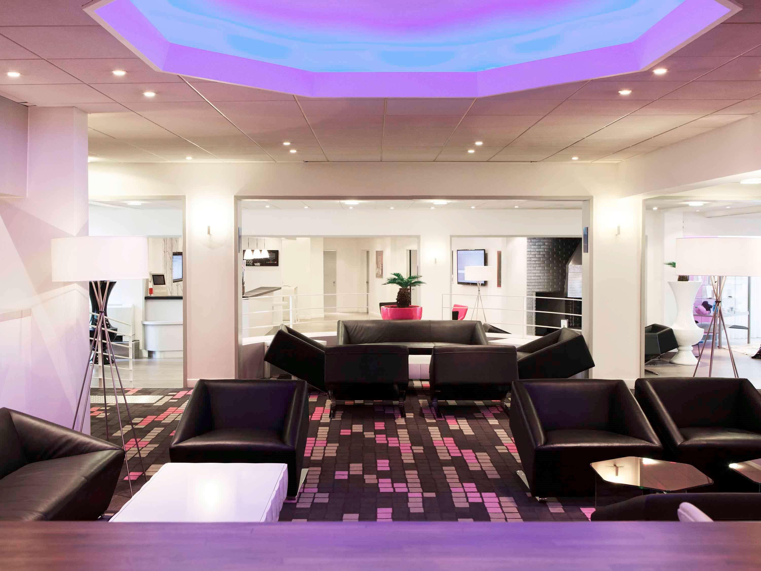 Novotel Fontainebleau Ury מראה חיצוני תמונה