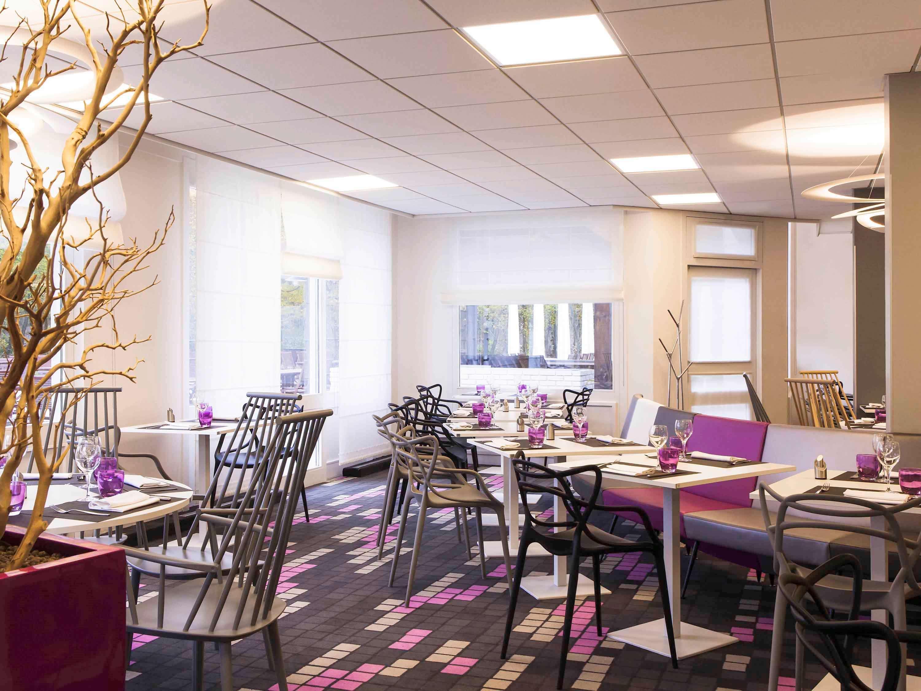Novotel Fontainebleau Ury מראה חיצוני תמונה