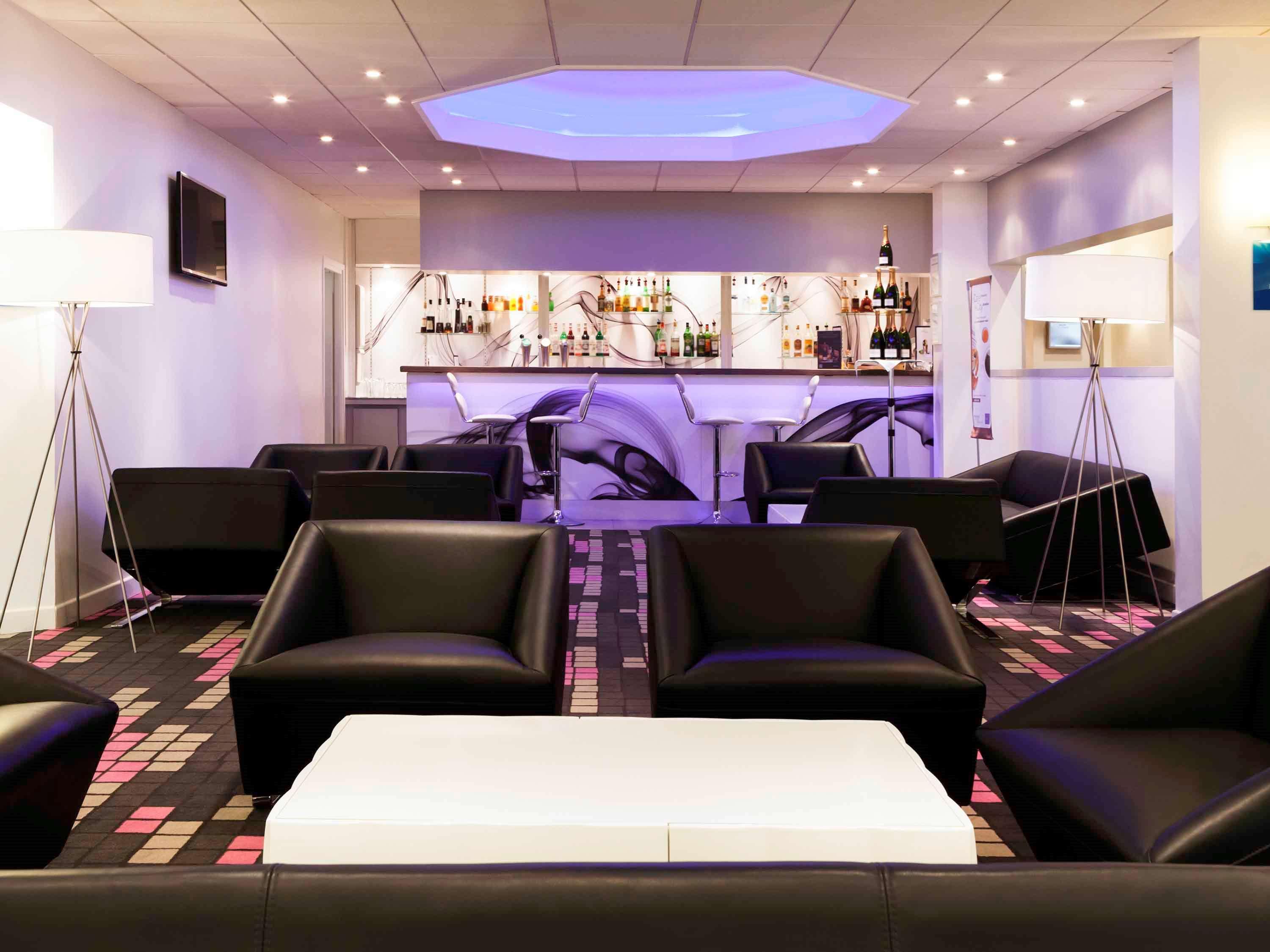 Novotel Fontainebleau Ury מראה חיצוני תמונה