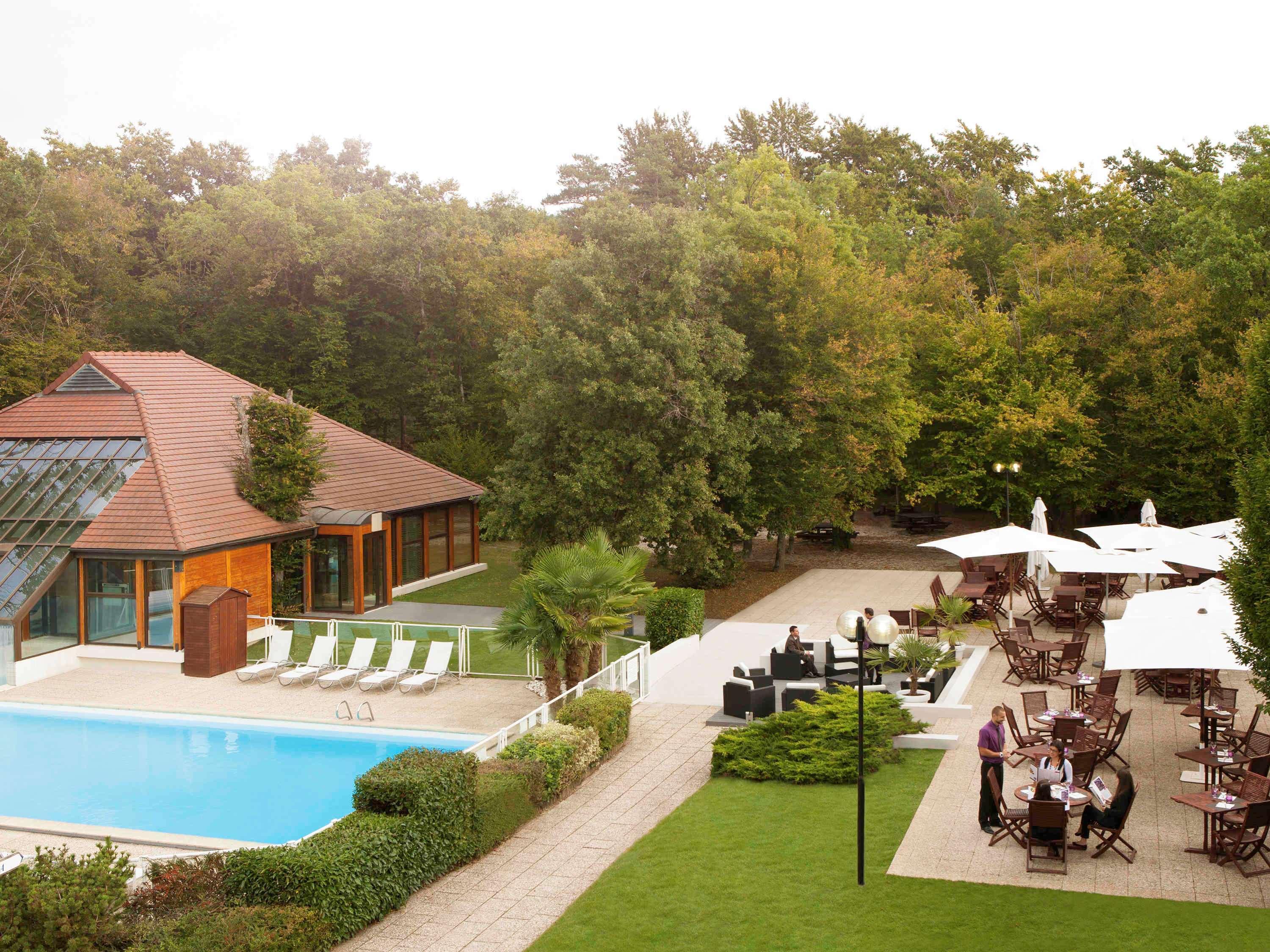 Novotel Fontainebleau Ury מראה חיצוני תמונה