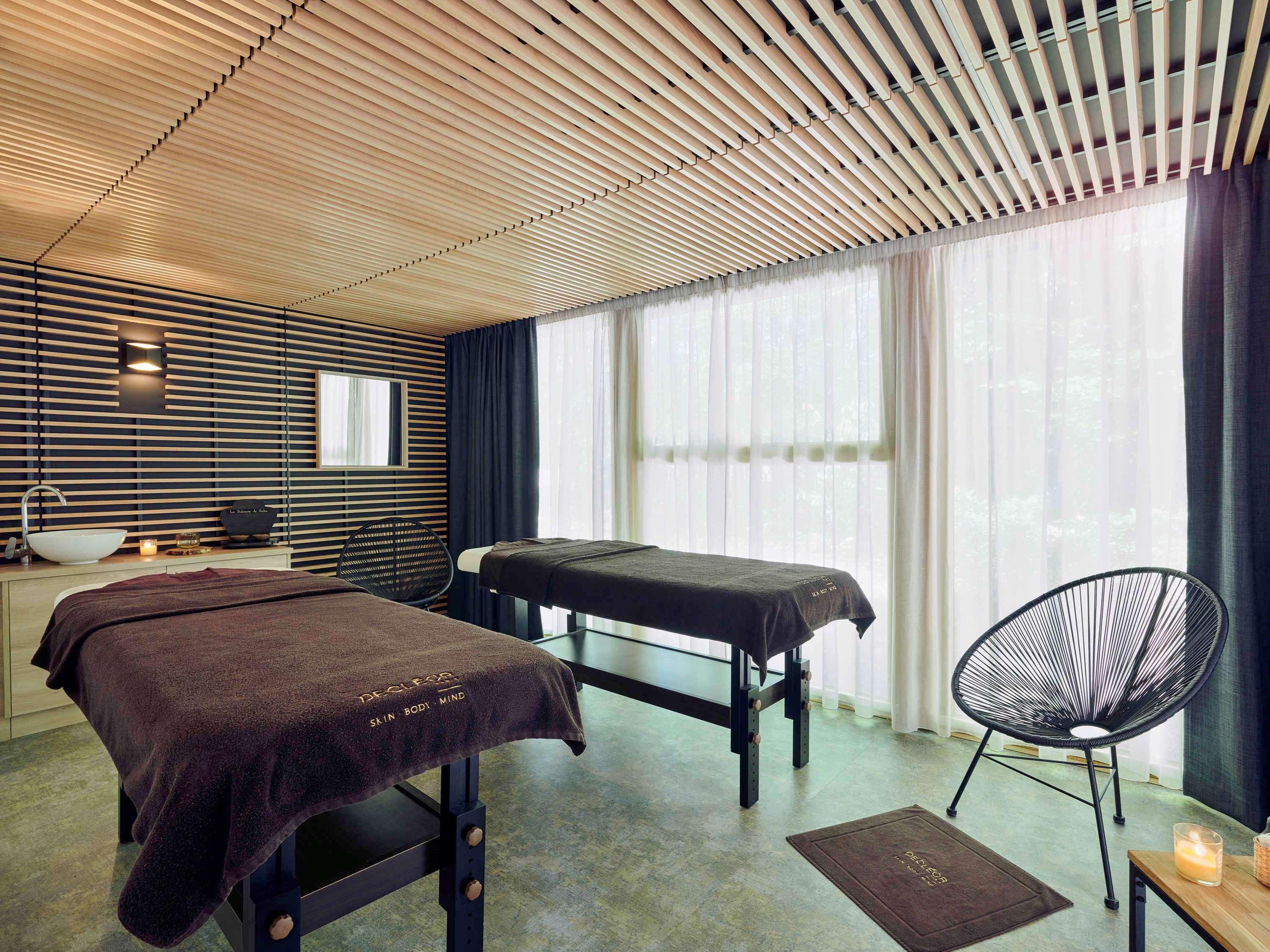 Novotel Fontainebleau Ury מראה חיצוני תמונה