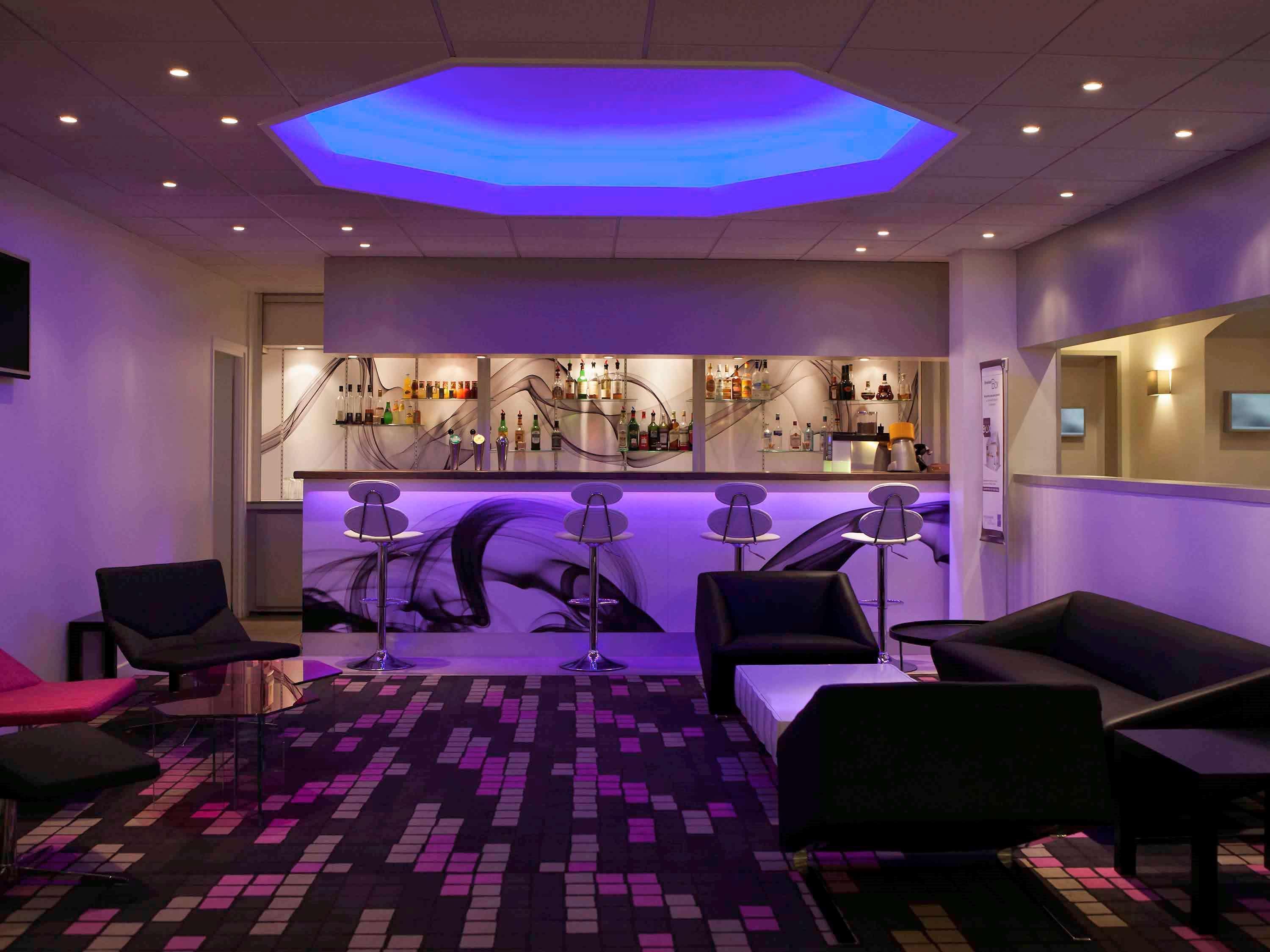 Novotel Fontainebleau Ury מראה חיצוני תמונה