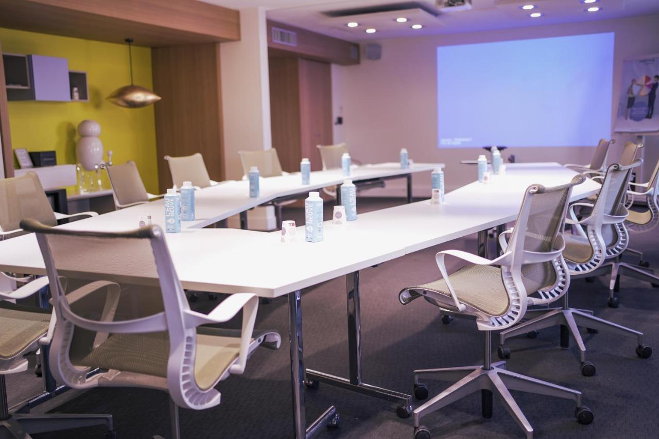 Novotel Fontainebleau Ury מראה חיצוני תמונה
